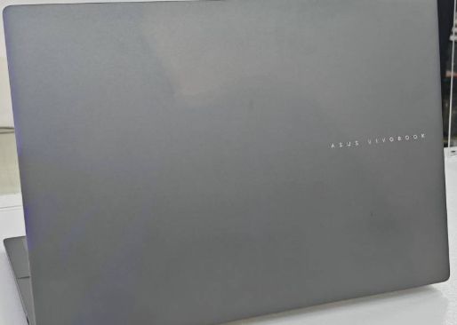 ASUS Notebook Vivobook S16